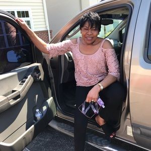 Meet your Posher, Rose